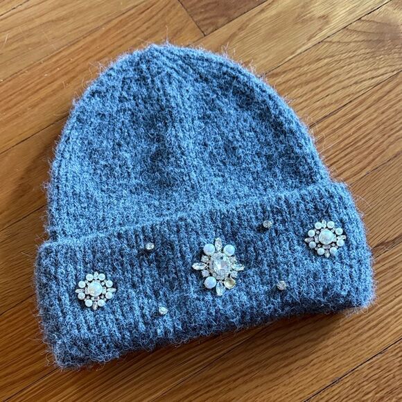 Urban Outfitters Pearl & Rhinestone Deco Cuff Beanie main image 4